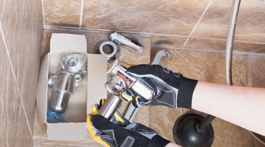 Expert Emergency Roof Repairs services in Stowell, TX